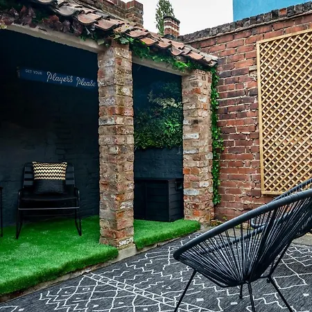 The Bookclub Villa York Exterior photo